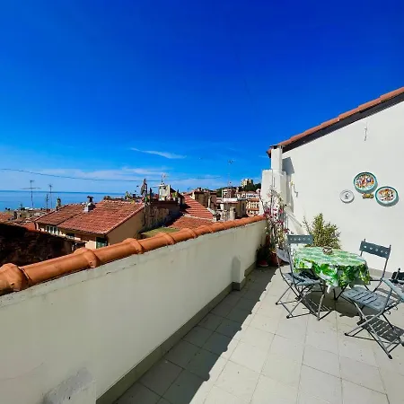 Amoretti - Apartamento